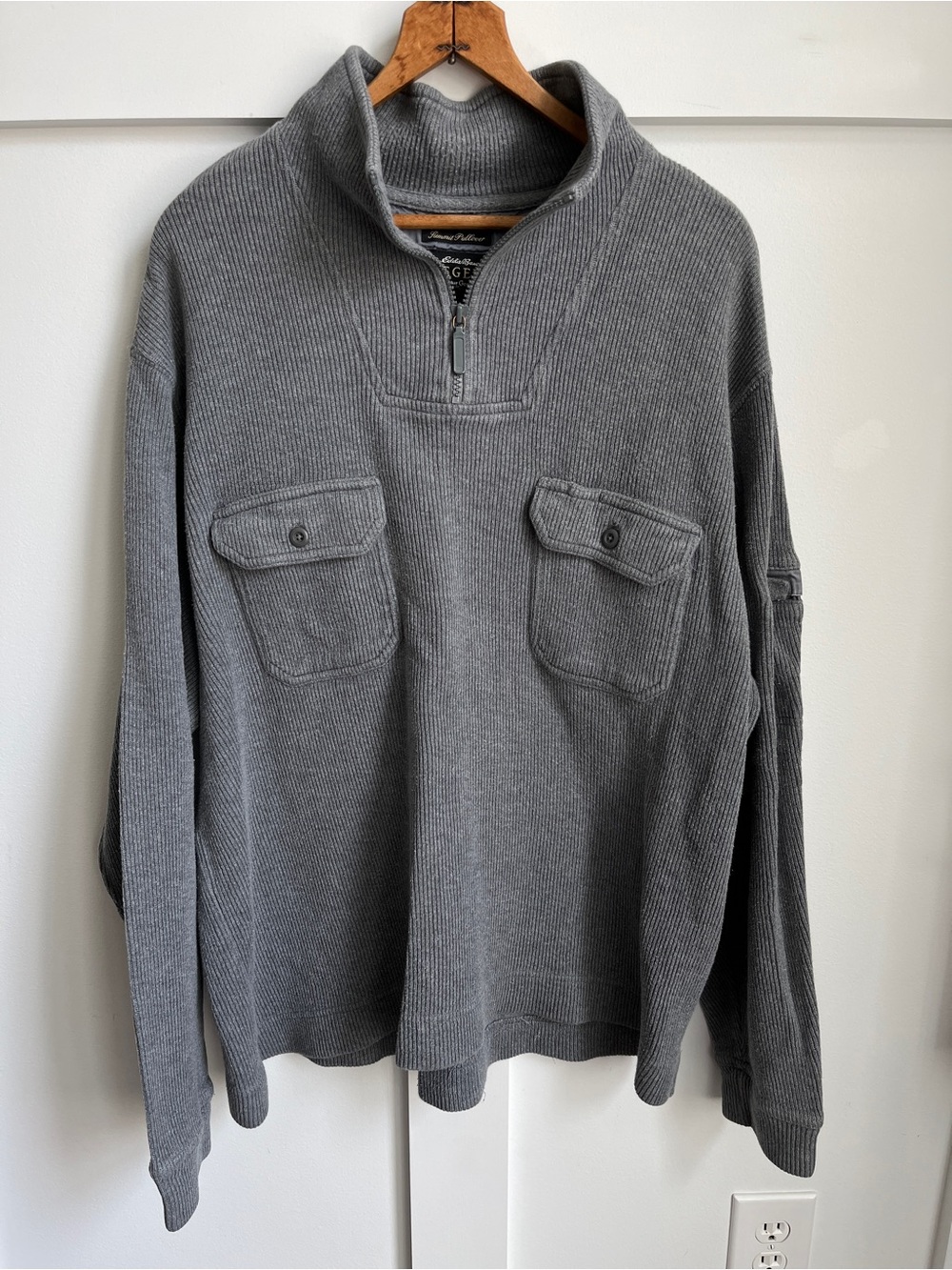 Vintage Eddie Bauer Men's Gray Summit Pullover Quarter-Zip Sweater Large